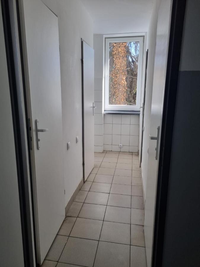 Hostel Rakoniewicka Познан Екстериор снимка